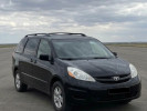 Toyota Sienna 2010 года