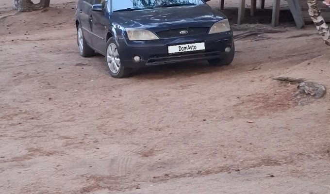 Ford Mondeo 2001 года