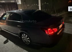 Toyota Avalon 2011 года