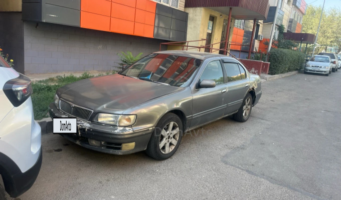 Nissan Maxima 1998 года