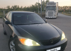 Toyota Camry 2002 года