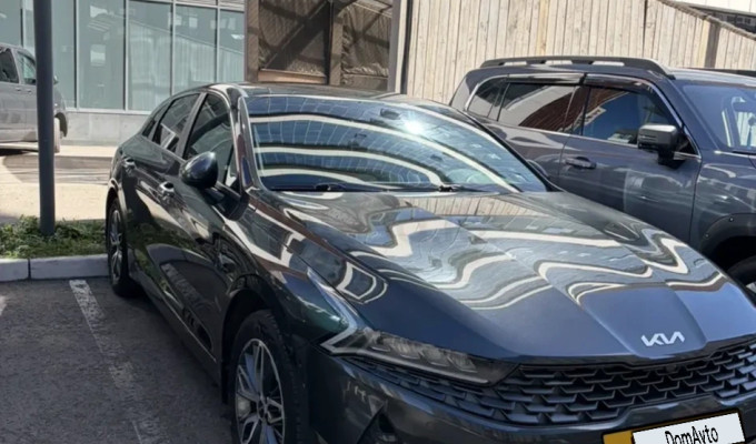Kia K5 2022 года