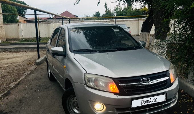 ВАЗ (Lada) Granta 2012 года