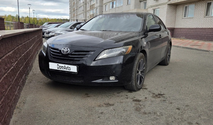 Toyota Camry 2006 года