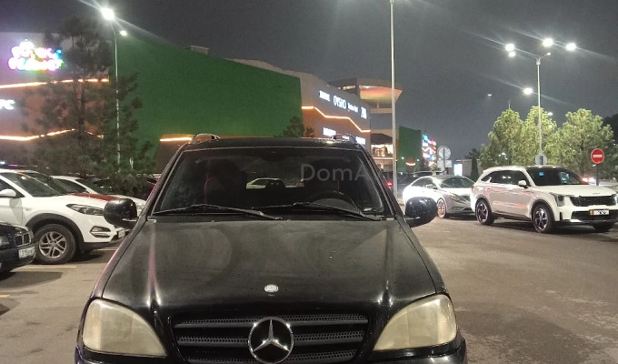 Mercedes-Benz ML-Класс 1999 года