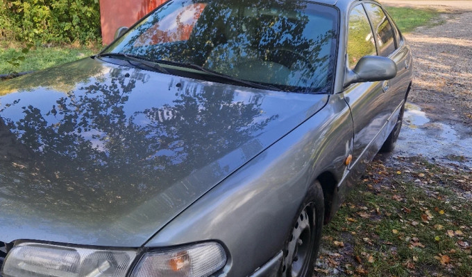 Mazda 626 1992 года