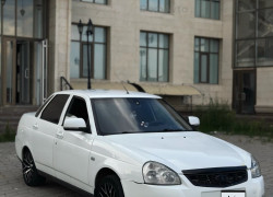 ВАЗ (Lada) Priora 2014 года