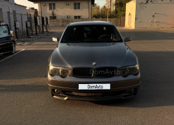 BMW 7 серия 2002 года