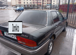 Mitsubishi Galant 1990 года