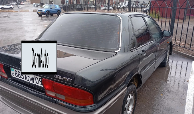 Mitsubishi Galant 1990 года