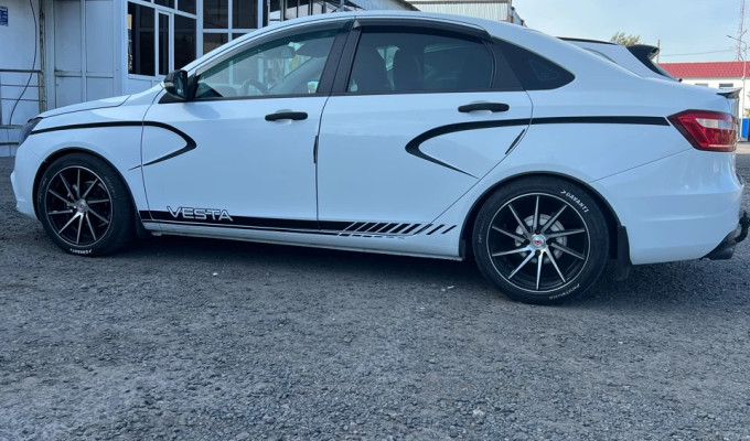 ВАЗ (Lada) Vesta 2020 года