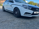 ВАЗ (Lada) Vesta 2020 года
