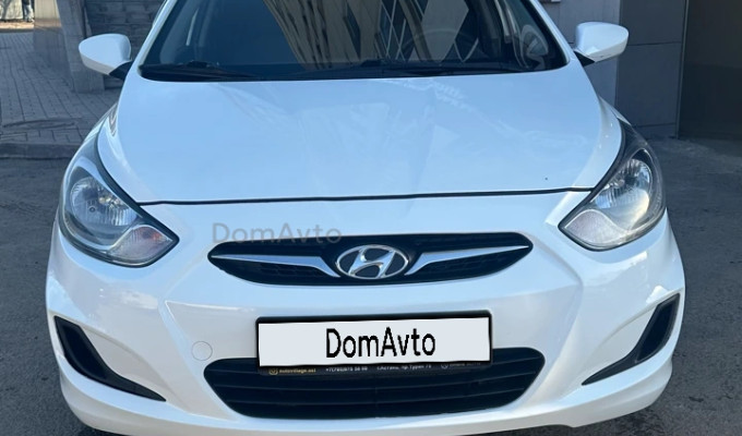 Hyundai Accent 2013 года