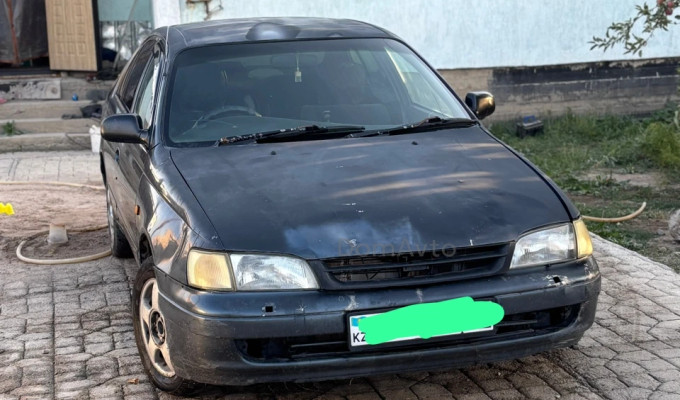 Toyota Corona 1995 года