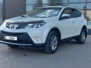 Toyota RAV4 2015 года