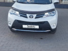 Toyota RAV4 2015 года