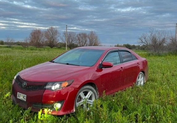 Toyota Camry 2014 года