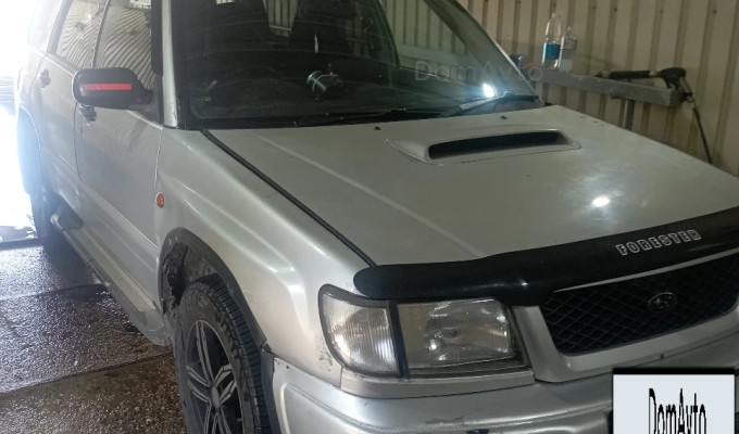 Subaru Forester 1997 года