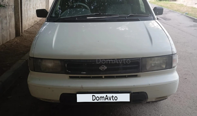 Nissan Prairie 1997 года