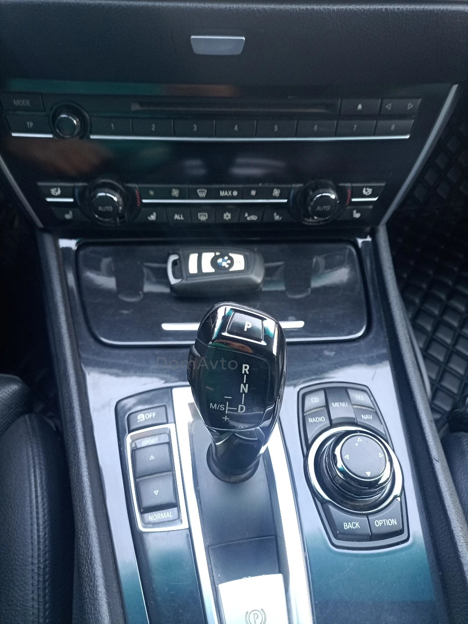 BMW 5 Series, 2010