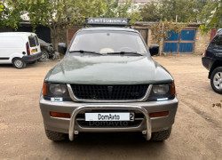 Mitsubishi Montero Sport 1998 года