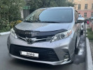 Toyota Sienna 2016 года