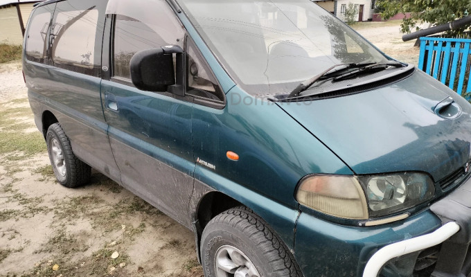 Mitsubishi Delica 1994 года