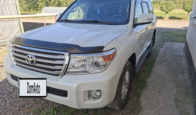 Toyota Land Cruiser 2013 года