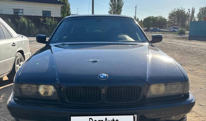 BMW 7 серия 1995 года