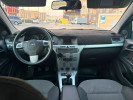 Opel Astra 2010 года