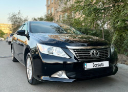 Toyota Camry 2013 года