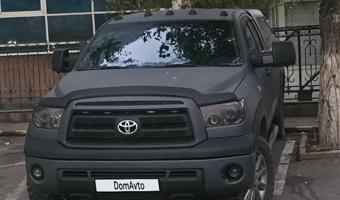 Toyota Tundra 2011 года