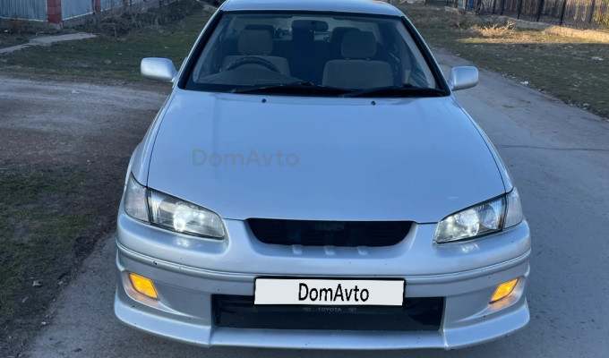 Toyota Camry Gracia 1998 года