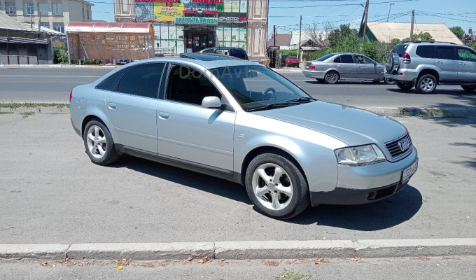 Audi A6 1998 года