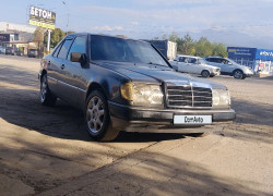 Mercedes-Benz E-Класс 1992 года