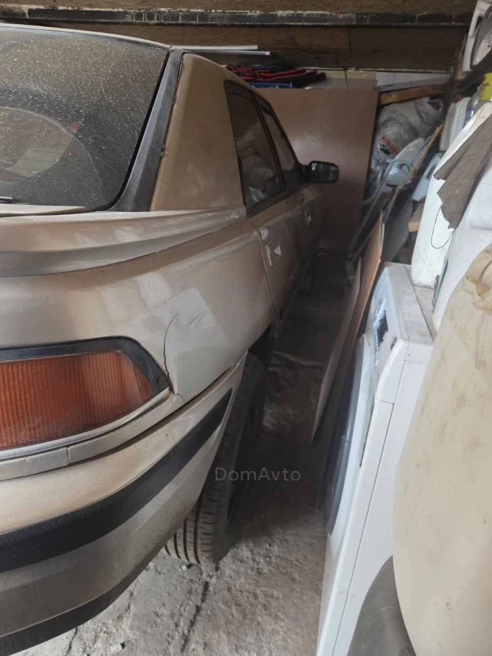 Mazda 323, 1992