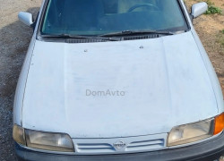 Nissan Primera 1993 года