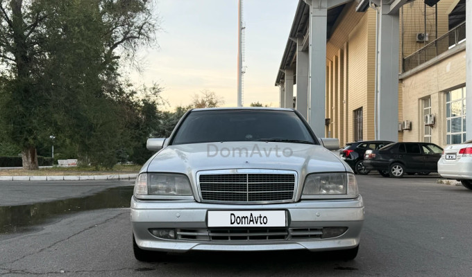 Mercedes-Benz C-Класс 1994 года