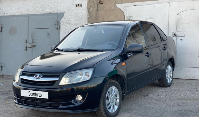 ВАЗ (Lada) Granta 2012 года