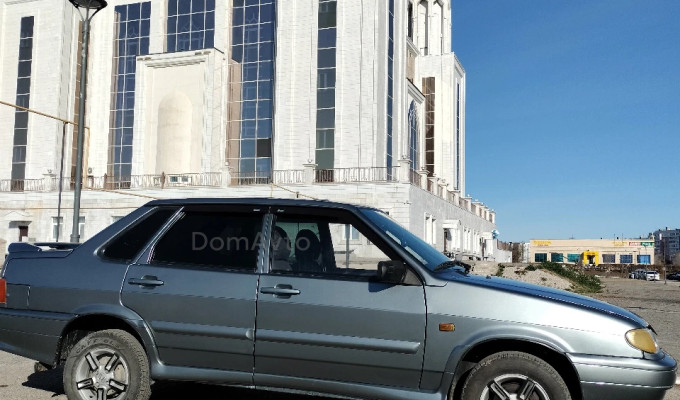 ВАЗ (Lada) 2115 2010 года