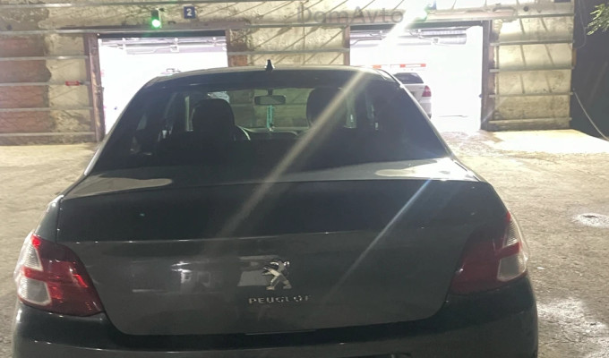 Peugeot 301 2013 года
