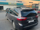 Toyota Sienna 2015 года