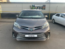 Toyota Sienna 2015 года
