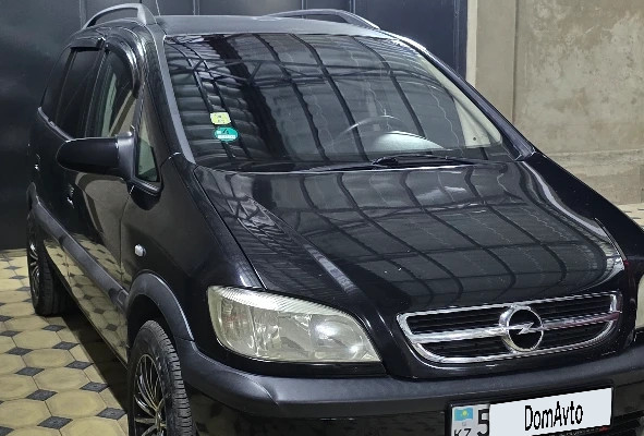Opel Zafira 2004 года