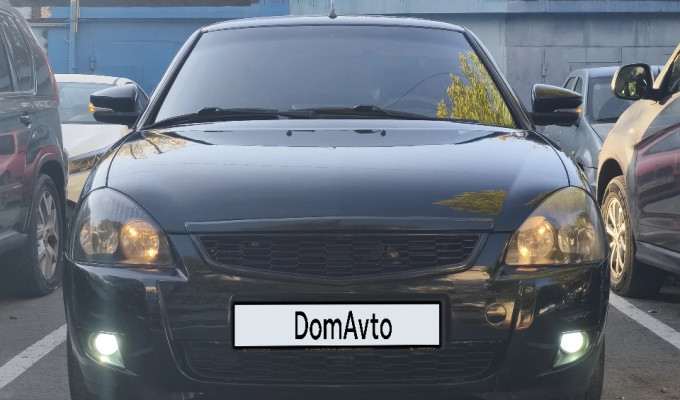 ВАЗ (Lada) Priora 2013 года