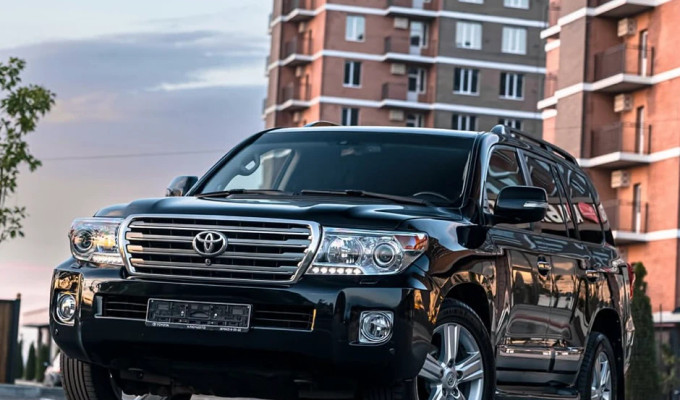 Toyota Land Cruiser 2014 года