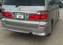 Toyota Alphard 2005 года