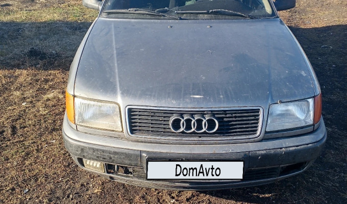 Audi 100 1992 года