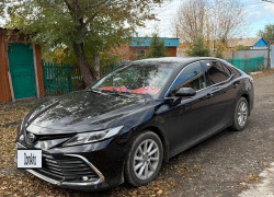 Toyota Camry 2024 года