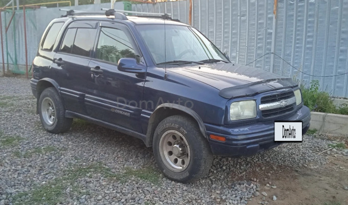 Chevrolet Tracker 2003 года